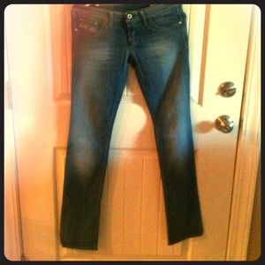Nwt denim jeans. Never been worn.