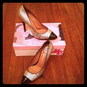 The Bullet Shoe in Metallic Snake and Black Patent