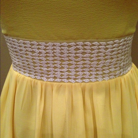 REDUCED !!!! Miss Me Couture Hi Low Dress - Picture 2 of 2