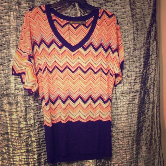 ❗❗SOLD ❗❗The Limited Outback Red chevron sweater