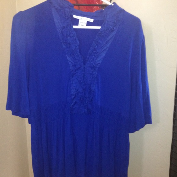 Blue top gifted