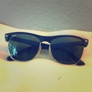 Ray-ban black aviator sunglasses