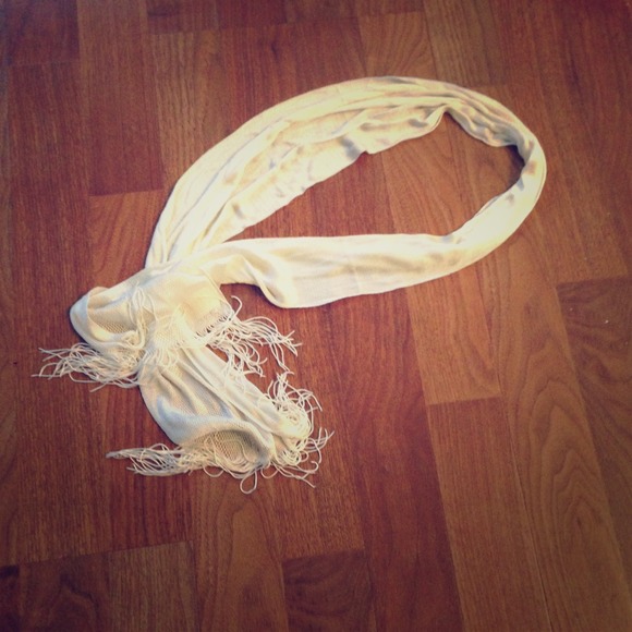 Beautiful cream scarf made in Denmark