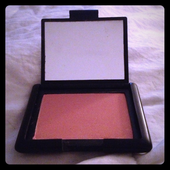 🎀🎀SOLD🎀🎀NARS DEEP THROAT
