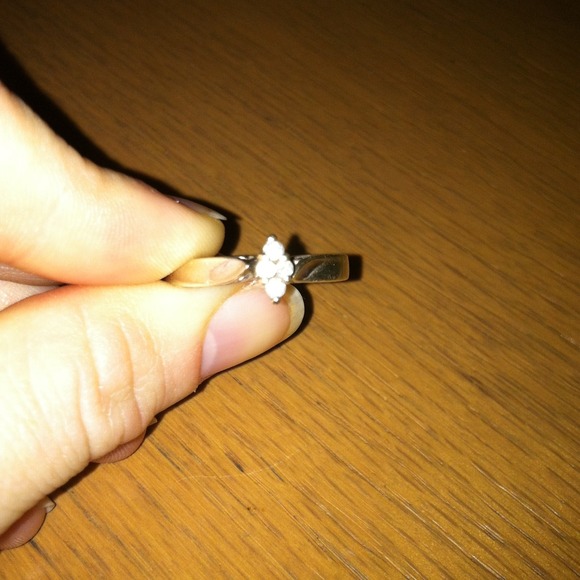Promise Ring - Picture 2 of 3