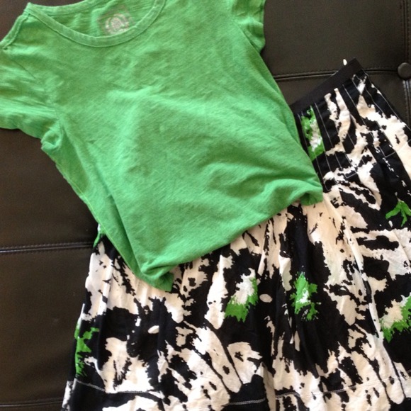 Super soft Green Tee!