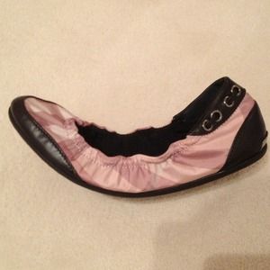 Reserved! Burberry ballet flats