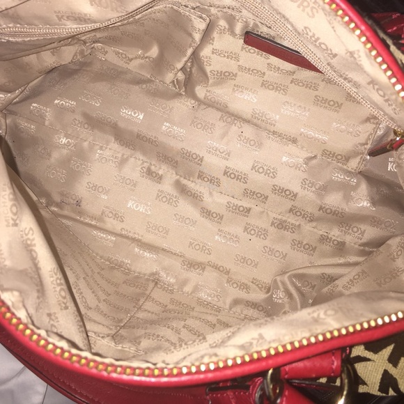 💯MK Satchel!! - Picture 3 of 4