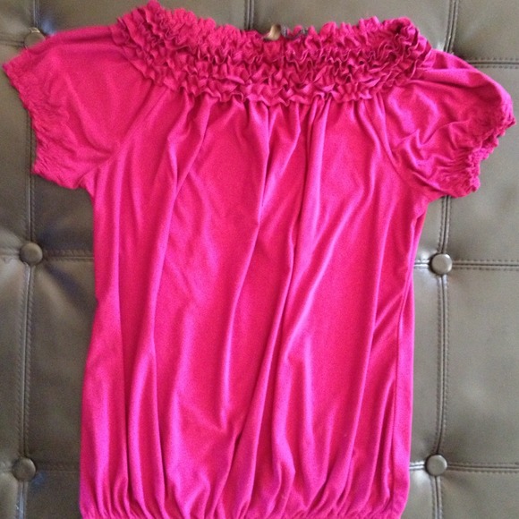 Fuchsia Ruffled Top from the Limited!