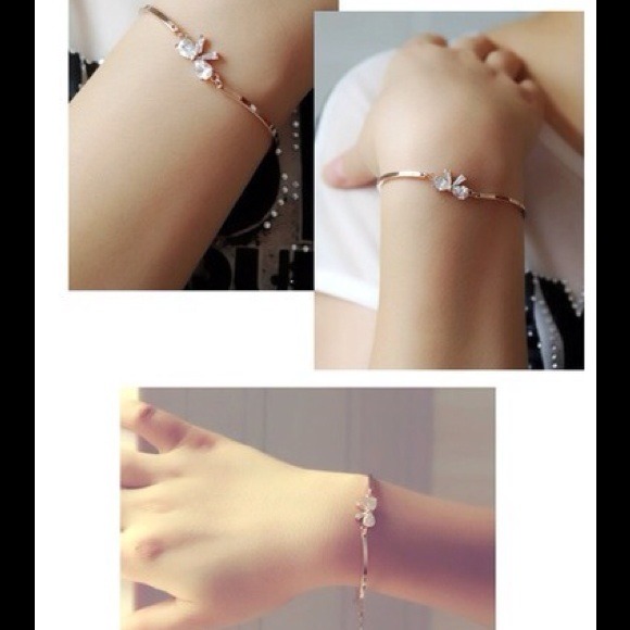 Brand New 19K Gold Plated Bangle Bracelet