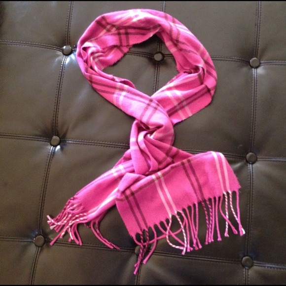 Pink plaid scarf. Super soft. NWOT!!
