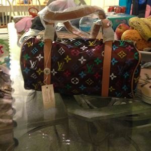 Louis Vuitton Brand new whit tags!!