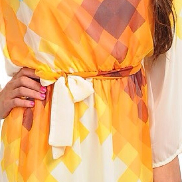 Yellow and Cream dress - Picture 3 of 3