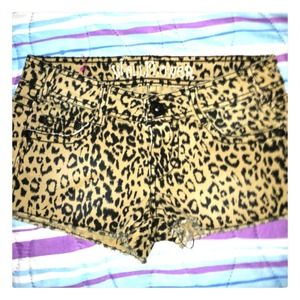 Cute leopard print shorts ⛔RESERVED⛔