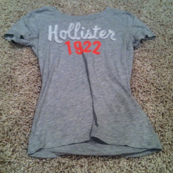 Hollister short sleeved shirt