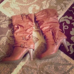 ⛔RESERVED⛔Brand New Cute Boots/Dress Bundle