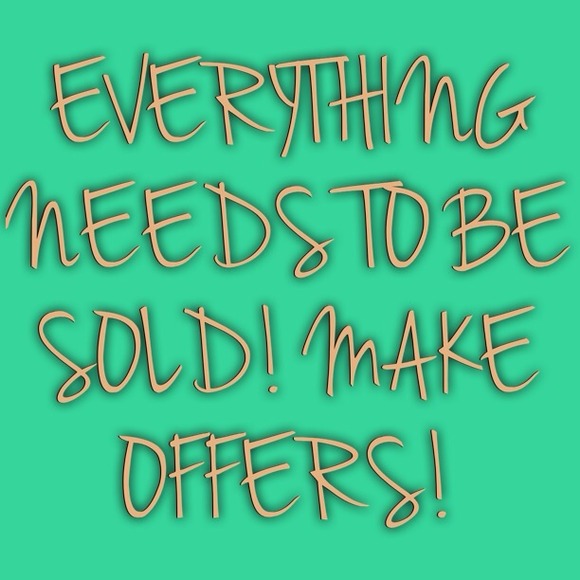 MAKE AN OFFER ON EVERYTHING IN MY CLOSET.