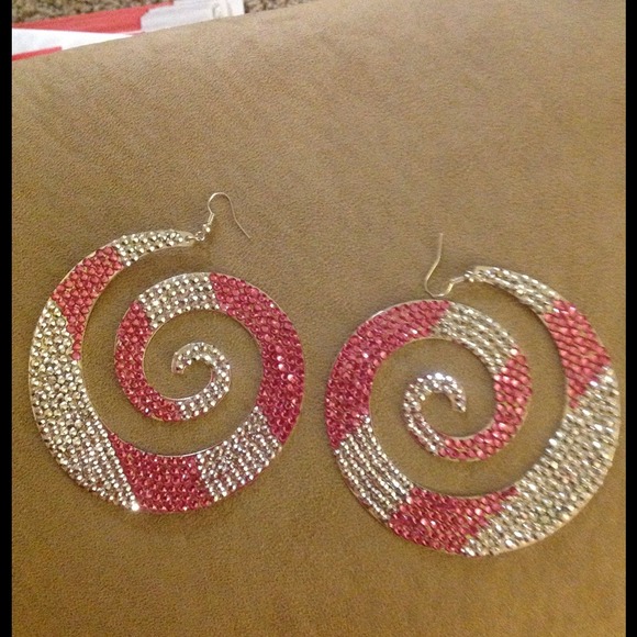 SOLD!!!!!Pink & Silver large earrings hold!!!!!!!!