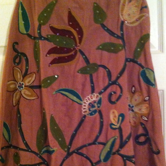 ⬇️Price Reduced!! ✨✨Boutique embellished Skirt