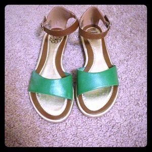 BRAND NEW!!!!!!! Rocket Dog sandal