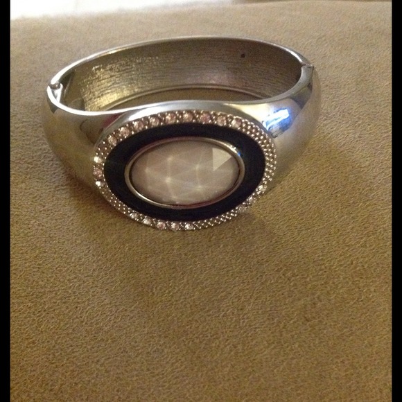 SOLD!!!! Sliver black and rhinestone bracelet
