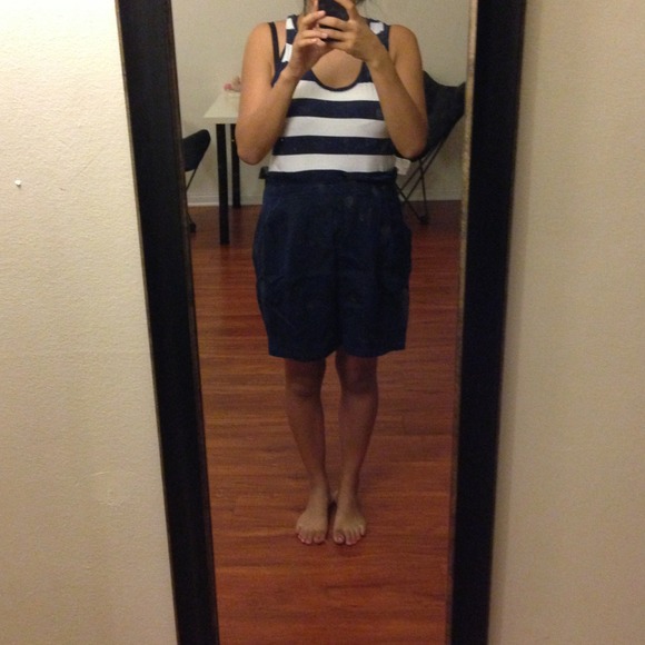 very cute H&M dress
