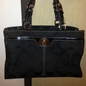 AUTHENTIC coach purse and matching wallet!