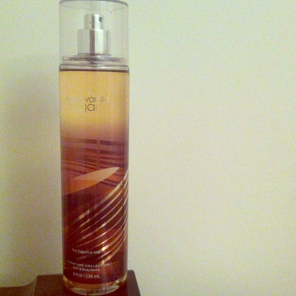 Bath&body works body spray!