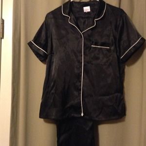 💤💤Black silky pj's NWOT💤💤
