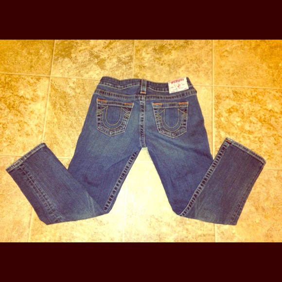 ❤Hold❤Authentic True Religion Crop Jeans!