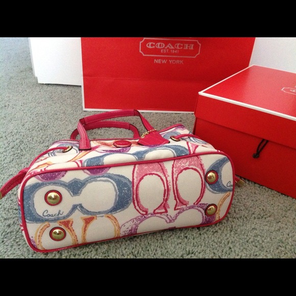SOLD!!! Coach scribble - Picture 4 of 4