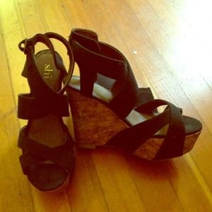 Shii summer wedges