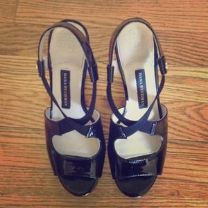 Black patent wedges