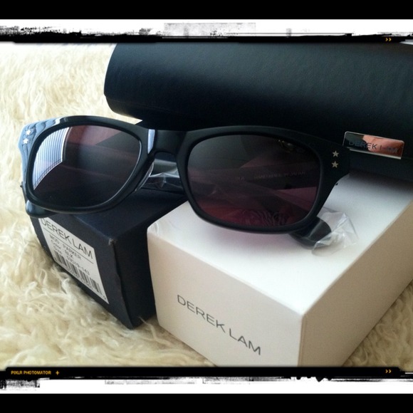 Derek Lam Accessories - DEREK LAM'S make me a star!
