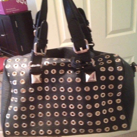 ❌SOLD❌Bullet hole n Studded Black bag