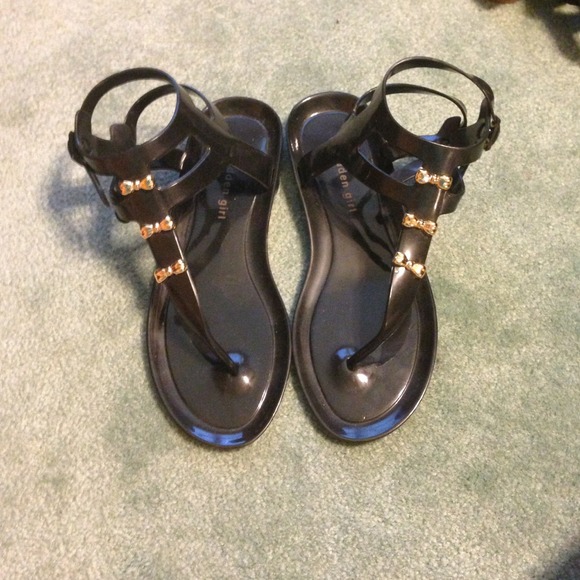 Madden Girl Jelly Sandals (black)