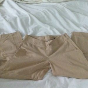 Dressy beige Capri