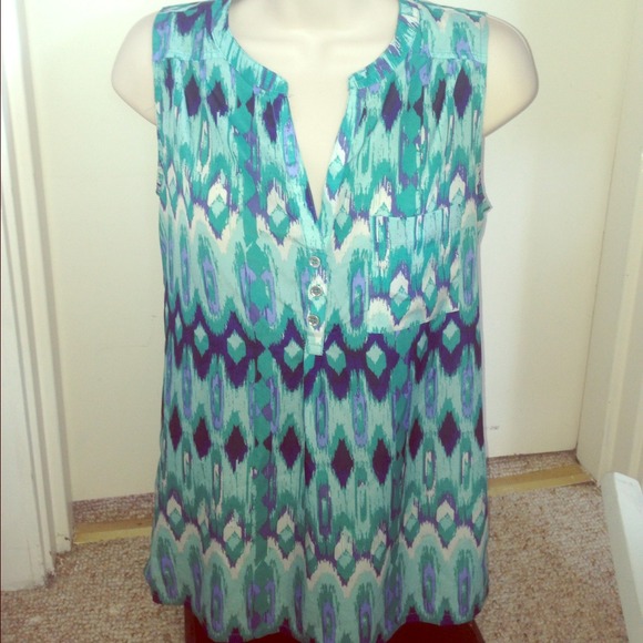 Cool , chic and classic blouse .