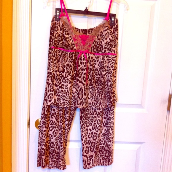 Leopard and pink pj set