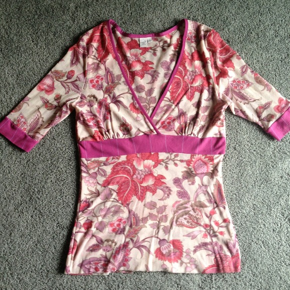 🔴Sold🔴Sweet pea pink paisley top - Anthropologie