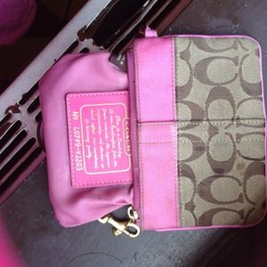 Authentic Coach wristlet