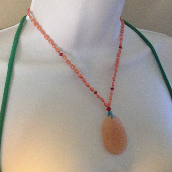 SOLD!! 2 Necklace Bundle ~ Super Cute - Picture 2 of 3