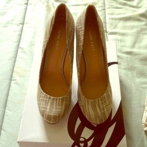 BRAND NEW Nine West heels