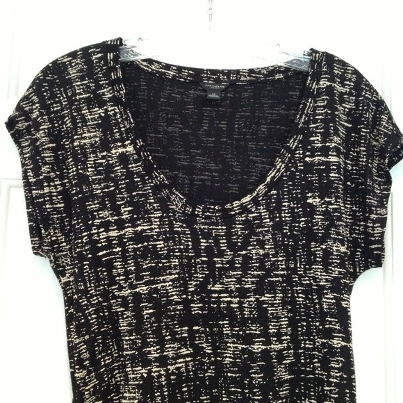 Ruched black & tan top - Picture 3 of 4