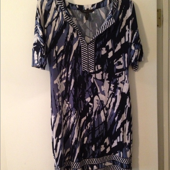 ❌Traded❌Only worn once!!!! BCBG blue hue dress 💙 - Picture 2 of 3