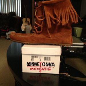Authentic suede moccasin, comfortable and wearable
