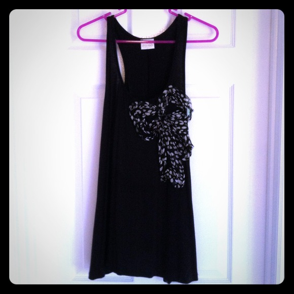❌SOLD❌Black Bow Tank Top Flowy Sz L