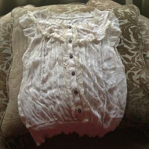 Off white ruffle lace top size Small