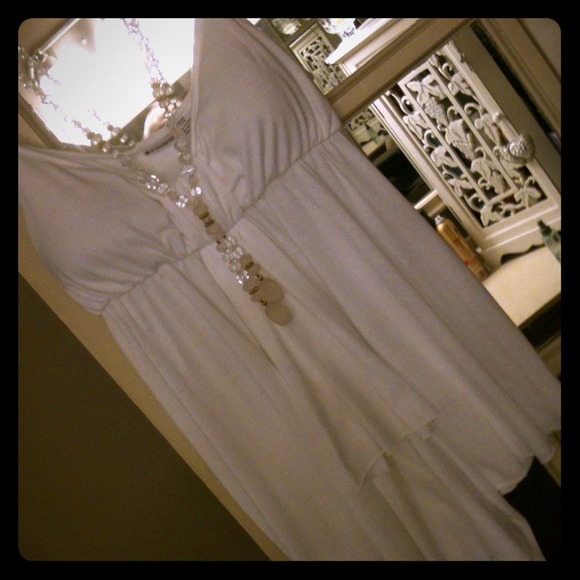 🌻SOLD🌻. SOLD to dresswithstreff