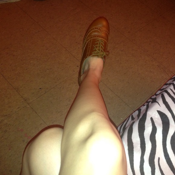 Aldo's Oxford shoes - Picture 3 of 3